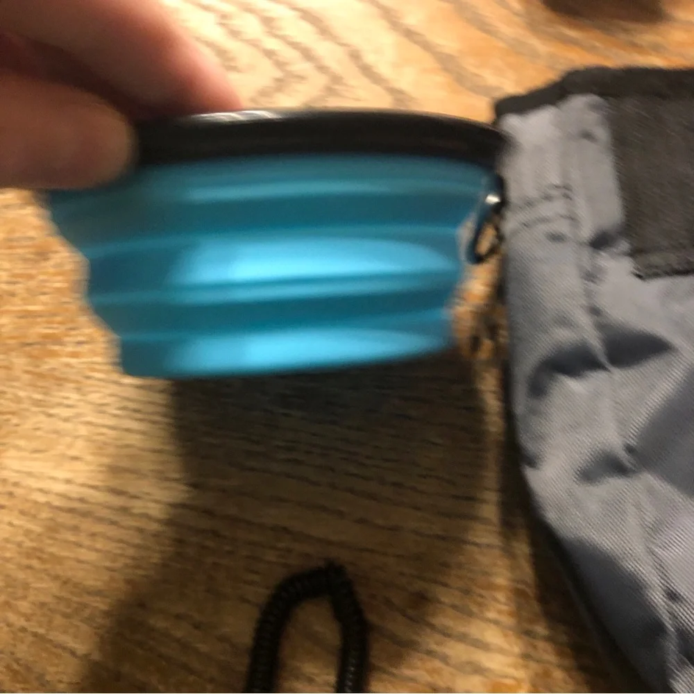 Dog training kit/ Collapsible Blue Silicone Travel Bowl, clicker belt pouch
